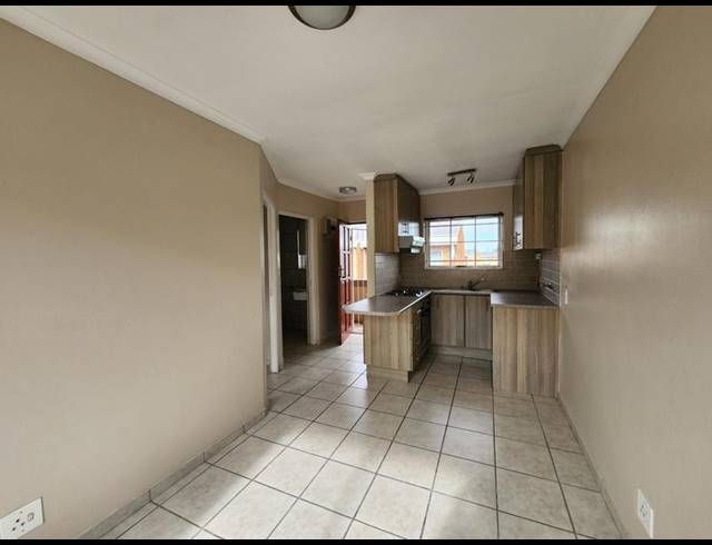 1 BEDROOM PROPERTY TO RENT IN OAKGLEN